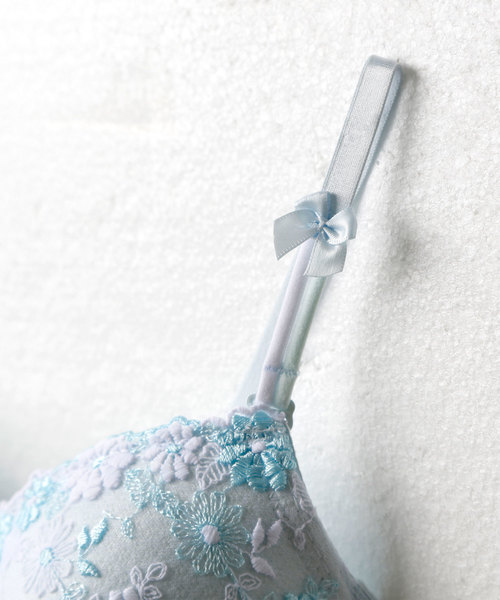 classicalelf（クラシカルエルフ）の「ギュピールレースのブラジャー＆ショーツ（ブラ&ショーツ・レディース・ブルー/ピンク/パープル/ベージュ・B70/B75/B80/C75/A75/D70/D75/D80/C70/C80/A70）」の7枚目の写真