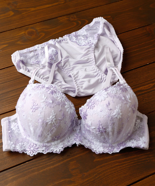 classicalelf（クラシカルエルフ）の「ギュピールレースのブラジャー＆ショーツ（ブラ&ショーツ・レディース・ブルー/ピンク/パープル/ベージュ・B70/B75/B80/C75/A75/D70/D75/D80/C70/C80/A70）」の17枚目の写真