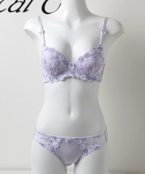 classicalelf（クラシカルエルフ）の「ギュピールレースのブラジャー＆ショーツ（ブラ&ショーツ・レディース・ブルー/ピンク/パープル/ベージュ・B70/B75/B80/C75/A75/D70/D75/D80/C70/C80/A70）」の12枚目の写真