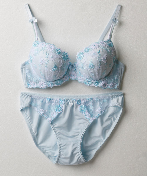 classicalelf（クラシカルエルフ）の「ギュピールレースのブラジャー＆ショーツ（ブラ&ショーツ・レディース・ブルー/ピンク/パープル/ベージュ・B70/B75/B80/C75/A75/D70/D75/D80/C70/C80/A70）」の20枚目の写真