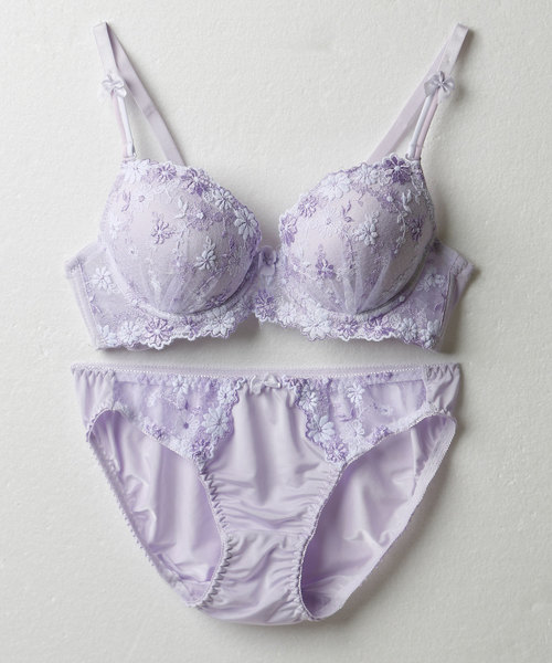 classicalelf（クラシカルエルフ）の「ギュピールレースのブラジャー＆ショーツ（ブラ&ショーツ・レディース・ブルー/ピンク/パープル/ベージュ・B70/B75/B80/C75/A75/D70/D75/D80/C70/C80/A70）」の19枚目の写真