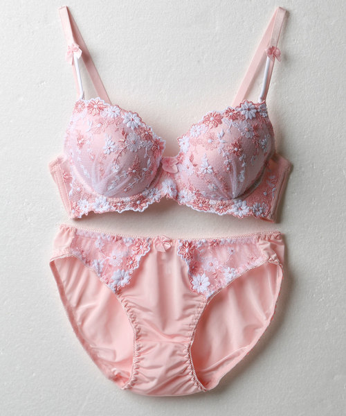 classicalelf（クラシカルエルフ）の「ギュピールレースのブラジャー＆ショーツ（ブラ&ショーツ・レディース・ブルー/ピンク/パープル/ベージュ・B70/B75/B80/C75/A75/D70/D75/D80/C70/C80/A70）」の21枚目の写真