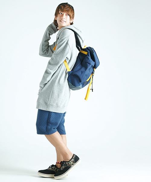 WEGO（ウィゴー）の「WEGO/オーバーサイズプルパーカー（パーカー・メンズ・ブラック/杢グレー/レッド・MEDIUM/LARGE）」の12枚目の写真