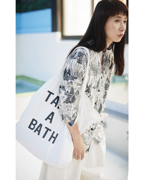 Sunny clouds(サニークラウズ)の「サニークラウズ お風呂バッグ(トートバッグ・レディース・ブラック/オフホワイト・ONE SIZE)」の2枚目の写真