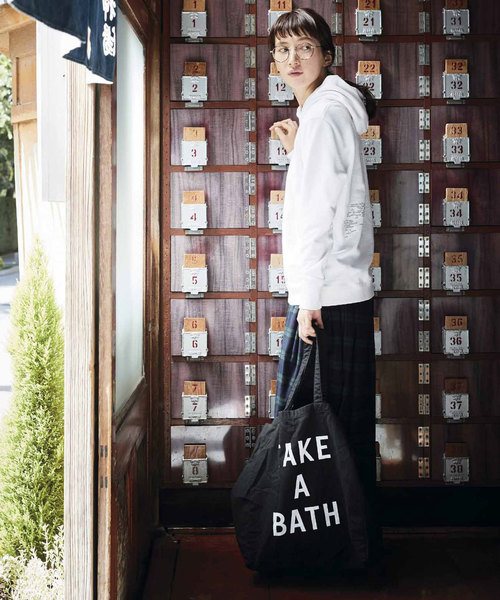 Sunny clouds(サニークラウズ)の「サニークラウズ お風呂バッグ(トートバッグ・レディース・ブラック/オフホワイト・ONE SIZE)」の16枚目の写真