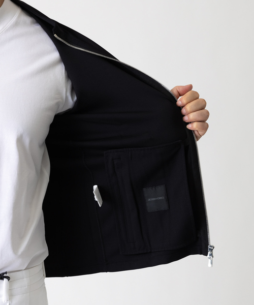 DESIGNWORKS（デザインワークス）の「ナイロントラックジャケット（ブルゾン・メンズ・モカ/ブラック・46/48/50）」の8枚目の写真