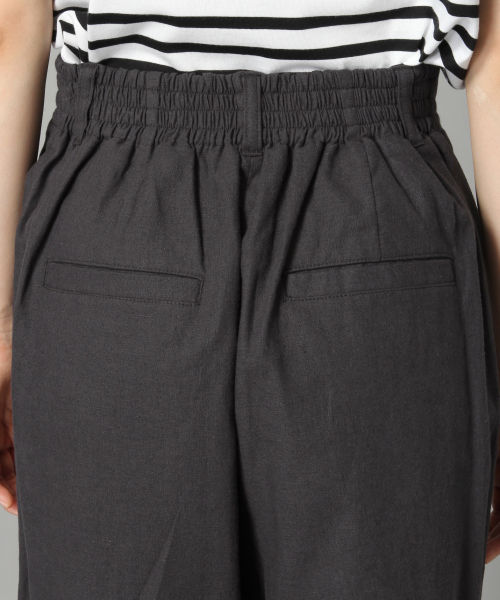 LOWRYS FARM（ローリーズファーム）の「アサコンワイドパンツ　826141（その他パンツ・レディース・ブラック/ブラウン/カーキ/アイボリー/ブラウン系その他/グレイッシュベージュ・MEDIUM/LARGE）」の16枚目の写真