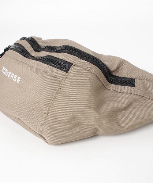 CONVERSE（コンバース）の「∴WEGO/CONVERSE 別注ロゴウエストバッグ（ショルダーバッグ・メンズ・ワイン/カーキ/ベージュ/ブルー系その他/ブラック/ライトピンク/ライトパープル・FREE）」の9枚目の写真