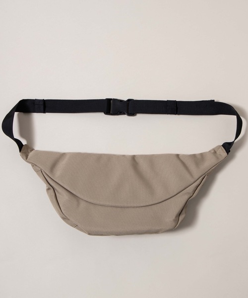 CONVERSE（コンバース）の「∴WEGO/CONVERSE 別注ロゴウエストバッグ（ショルダーバッグ・メンズ・ワイン/カーキ/ベージュ/ブルー系その他/ブラック/ライトピンク/ライトパープル・FREE）」の17枚目の写真