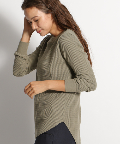 niko and...（ニコアンド）の「ベーシックワッフルプルオーバー（Tシャツ/カットソー・レディース・ベージュ/カーキ/オフホワイト/レッド・MEDIUM/LARGE）」の3枚目の写真