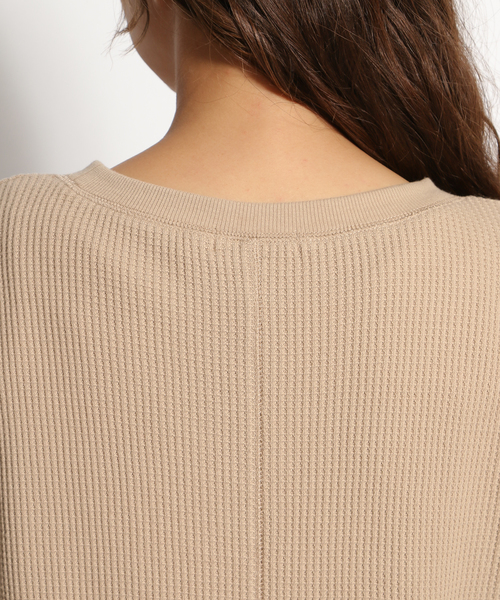 niko and...（ニコアンド）の「ベーシックワッフルプルオーバー（Tシャツ/カットソー・レディース・ベージュ/カーキ/オフホワイト/レッド・MEDIUM/LARGE）」の15枚目の写真