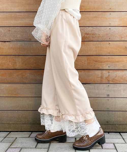 apres jour(アプレジュール)の「裾レースギャザーパンツ【ZOZOTOWN限定アイテム】(その他パンツ・レディース・ブラック/モカ/アイボリー・フリー)」の5枚目の写真