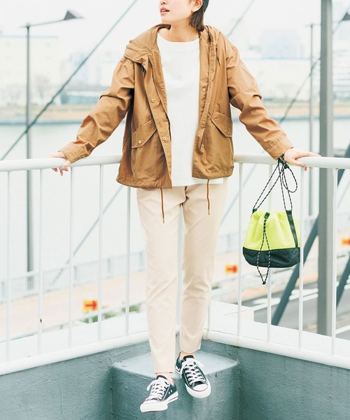 Live in comfort(リブインコンフォート)の「リブ イン コンフォート 抗菌防臭加工がうれしい シルケットコットンのシンプルTシャツ(Tシャツ/カットソー・レディース・ホワイト/ブラック/ベージュ/オレンジ系その他/グリーン系その他・SMALL/MEDIUM/LARGE/X-LARGE/XX-LARGE/XXX-LARGE)」の16枚目の写真