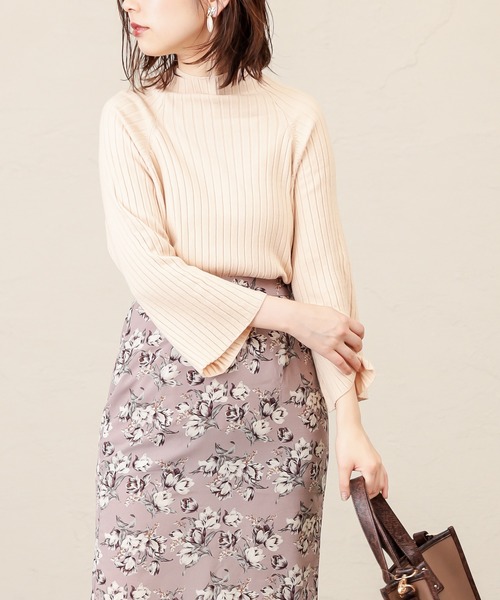 natural couture(ナチュラルクチュール)の「【WEB限定】もちもちラグランフレアスリーブニット(ニット/セーター・レディース・アイボリー/モカ/レンガ/ブラック/ラベンダー・FREE)」の9枚目の写真