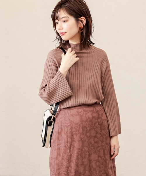 natural couture(ナチュラルクチュール)の「【WEB限定】もちもちラグランフレアスリーブニット(ニット/セーター・レディース・アイボリー/モカ/レンガ/ブラック/ラベンダー・FREE)」の7枚目の写真