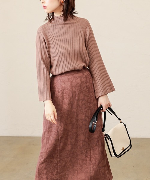 natural couture(ナチュラルクチュール)の「【WEB限定】もちもちラグランフレアスリーブニット(ニット/セーター・レディース・アイボリー/モカ/レンガ/ブラック/ラベンダー・FREE)」の11枚目の写真