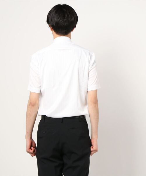 Perfect Suit FActory(パーフェクトスーツファクトリー)の「【完全ノーアイロン】半袖アイシャツ アイスキープ ボタンダウン(ビジネスシャツ・メンズ・ライトグレー/サックスブルー/ホワイト・S/M/L/LL)」の5枚目の写真