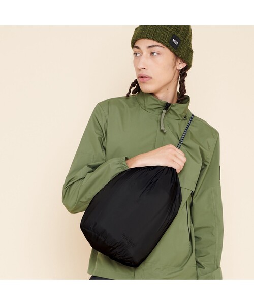 AIGLE（エーグル）の「マッタカ（ダウンジャケット/コート・メンズ・ブルー/イエロー/ブラック/レッド・L/M/LL）」の10枚目の写真