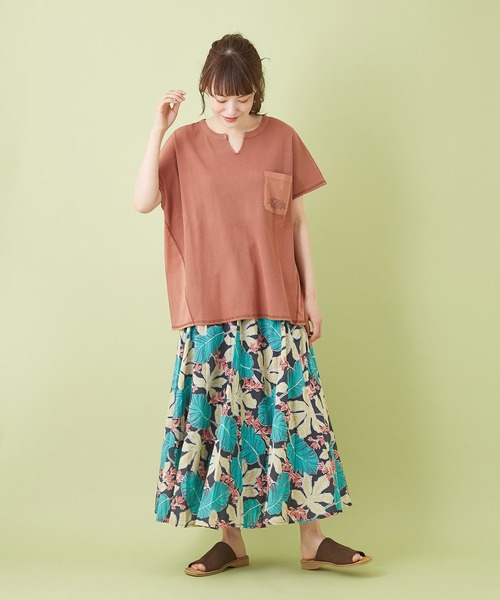 CUBE SUGAR（キューブシュガー）の「キャンブリック総柄プリントマチ切替ギャザースカート（スカート・レディース・ベージュ系その他/ブラック系その他/パープル系その他・M）」の7枚目の写真