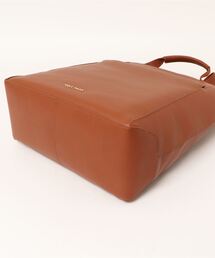 COLE HAAN（コールハーン）の「レザー コンバーチブル バックパック