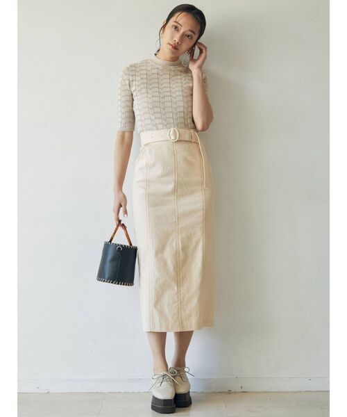 MURUA（ムルーア）の「スリムステッチペンシルスカート（スカート・レディース・アイボリー/ブラック/オレンジ・1/2）」の8枚目の写真