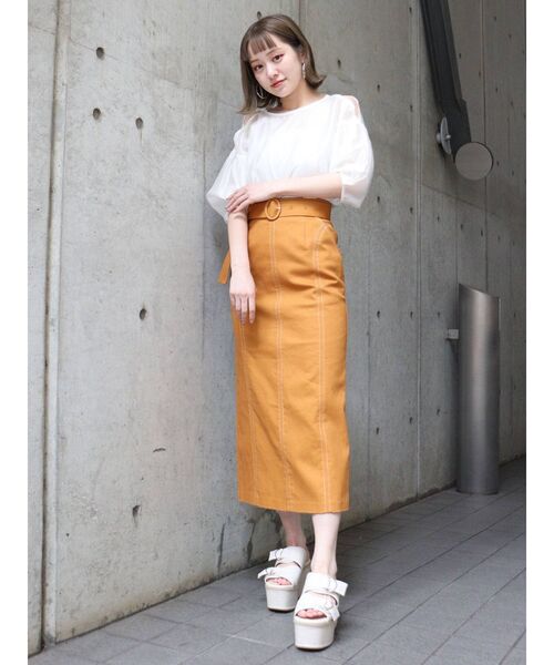 MURUA（ムルーア）の「スリムステッチペンシルスカート（スカート・レディース・アイボリー/ブラック/オレンジ・1/2）」の15枚目の写真