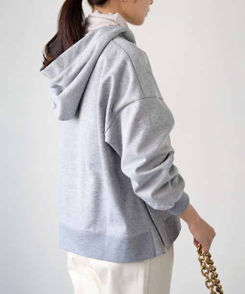 each（イーチ）の「Ｖネックパーカー（Tシャツ/カットソー・レディース・ホワイト/ベージュ/グレー・MEDIUM）」の9枚目の写真