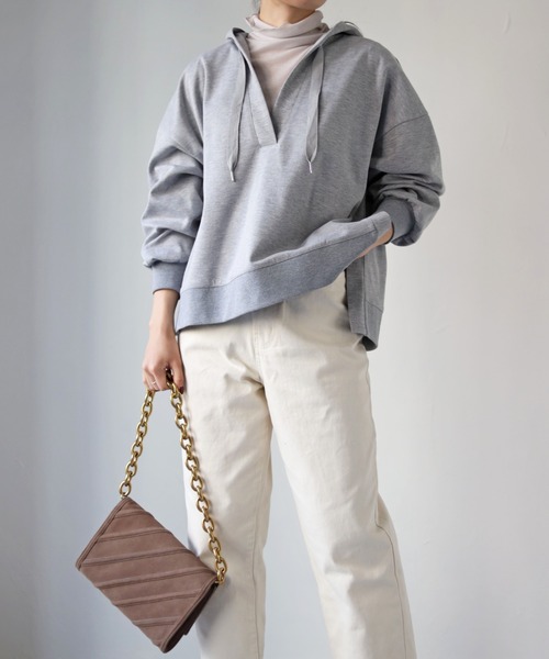 each（イーチ）の「Ｖネックパーカー（Tシャツ/カットソー・レディース・ホワイト/ベージュ/グレー・MEDIUM）」の17枚目の写真