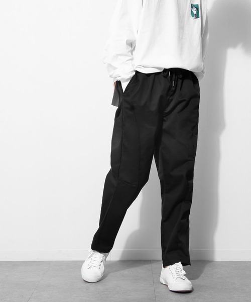 ZIP FIVE（ジップファイブ）の「【ZIP FIVE】立体裁断テーパードシルエットイージーパンツ（チノパンツ・メンズ・ブラック/パープル/ブルー/グリーン/アイボリー/ライトベージュ/グレー系・MEDIUM/LARGE）」の3枚目の写真