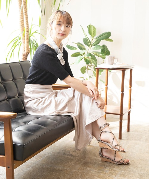 flune(フリューン)の「グラディエーターウェッジサンダル(サンダル・レディース・アイボリー/ブラック/グレイッシュベージュ/パイソン・XS/S/M/L/LL/3L)」の8枚目の写真