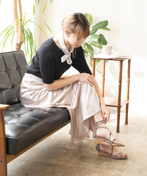 flune(フリューン)の「グラディエーターウェッジサンダル(サンダル・レディース・アイボリー/ブラック/グレイッシュベージュ/パイソン・XS/S/M/L/LL/3L)」の20枚目の写真