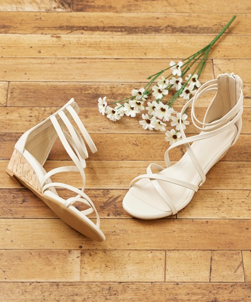 flune(フリューン)の「グラディエーターウェッジサンダル(サンダル・レディース・アイボリー/ブラック/グレイッシュベージュ/パイソン・XS/S/M/L/LL/3L)」の17枚目の写真