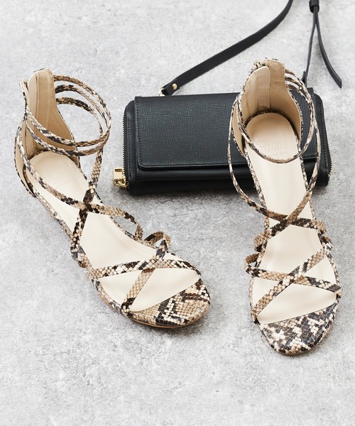 flune(フリューン)の「グラディエーターウェッジサンダル(サンダル・レディース・アイボリー/ブラック/グレイッシュベージュ/パイソン・XS/S/M/L/LL/3L)」の16枚目の写真