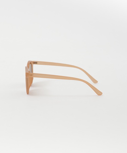 SENSE OF PLACE by URBAN RESEARCH（センスオブプレイスバイアーバンリサーチ）の「カラーレンズボストンフレームサングラス（サングラス・レディース・ライトピンク/ダークブラウン/ライトブラウン/ブラウン/ライトグレー・ONE）」の15枚目の写真