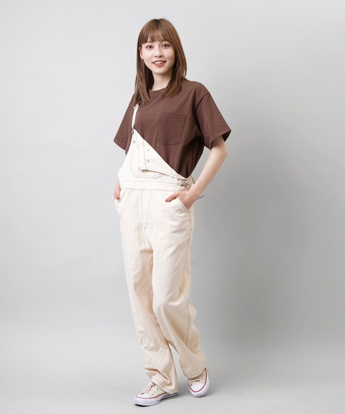 SPINNS（スピンズ）の「USAコットン素材 ポケット半袖Tシャツ（Tシャツ/カットソー・レディース・オフホワイト/グレイッシュベージュ/パープル/ブラウン/チャコール/ブラック・ONESIZE）」の13枚目の写真