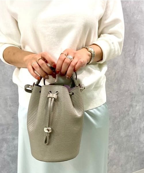 TOFF&LOADSTONE（トフアンドロードストーン）の「TOFF&LOADSTONE / ランタン リザード バッグ（ショルダーバッグ・レディース・ホワイト系その他2/ブラック系その他2/ピンク・ONE SIZE）」の2枚目の写真