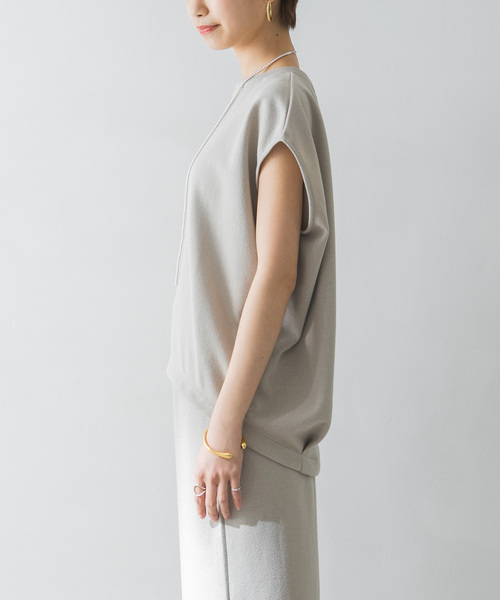 URBAN RESEARCH（アーバンリサーチ）の「ブークレライトリバートップス（Tシャツ/カットソー・レディース・グレー系その他/アイボリー・FREE）」の4枚目の写真