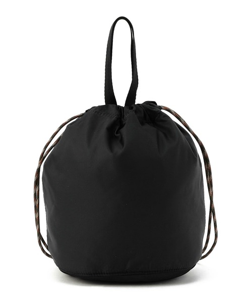 Alpha Industries（アルファインダストリーズ）の「【ユニセックス】コーデュラ DRAWSTRING BAG(巾着バッグ)（ボディバッグ/ウエストポーチ・メンズ・ブラック/グリーン/マルチ・FREE）」の4枚目の写真