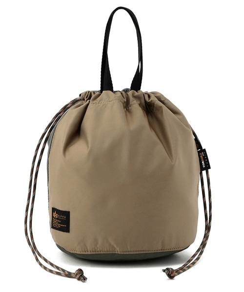 Alpha Industries（アルファインダストリーズ）の「【ユニセックス】コーデュラ DRAWSTRING BAG(巾着バッグ)（ボディバッグ/ウエストポーチ・メンズ・ブラック/グリーン/マルチ・FREE）」の17枚目の写真