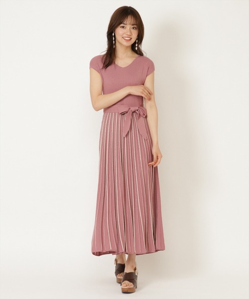 WILLSELECTION（ウィルセレクション）の「バイカラーストライプニットワンピース（ワンピース・レディース・ライトベージュ/ボルドー/ブラック・MEDIUM）」の14枚目の写真