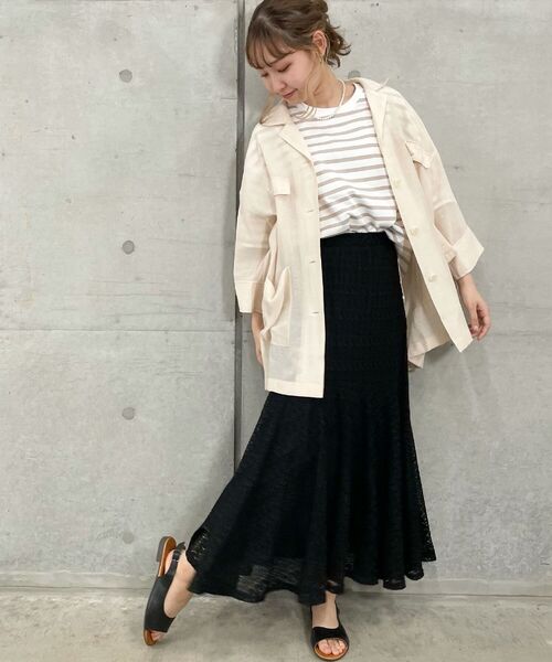 fredy emue（フレディエミュ）の「切替フレアレーススカート（スカート・レディース・ブラック/オフホワイト・36/38）」の11枚目の写真