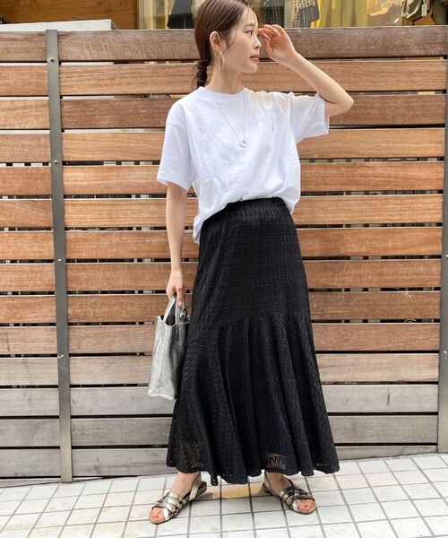 fredy emue（フレディエミュ）の「切替フレアレーススカート（スカート・レディース・ブラック/オフホワイト・36/38）」の14枚目の写真