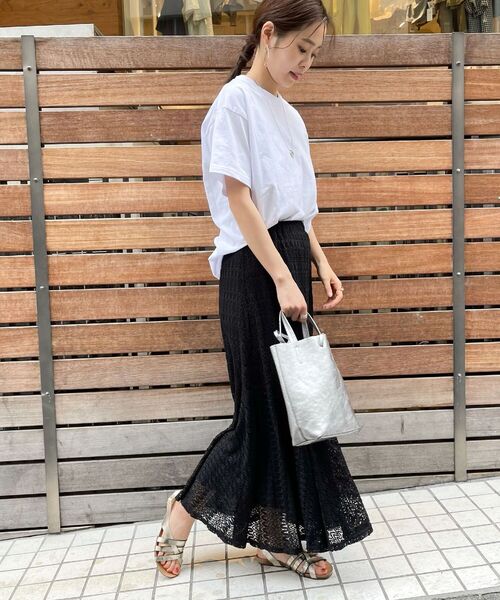 fredy emue（フレディエミュ）の「切替フレアレーススカート（スカート・レディース・ブラック/オフホワイト・36/38）」の15枚目の写真