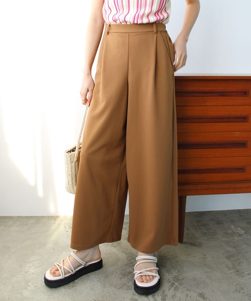 GeeRA（ジーラ）の「【接触冷感】夏にぴったり。上品見えカットジョーゼットワイドパンツ（その他パンツ・レディース・ライトグレー/ピンク/キャメル/ブラック/ネイビー・MEDIUM/LARGE/X-LARGE/SMALL/XX-LARGE）」の4枚目の写真