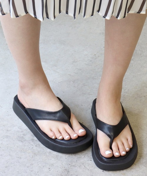 LibertyDoll（リバティードール）の「Liberty doll / スクエアトングボリュームソールサンダル　厚底スライドサンダル　ワンマイルサンダル(4123)（サンダル・レディース・ホワイト/ブラック/パイソン/ホワイト系その他/モカ/ブラウン・S/M/L/LL）」の17枚目の写真