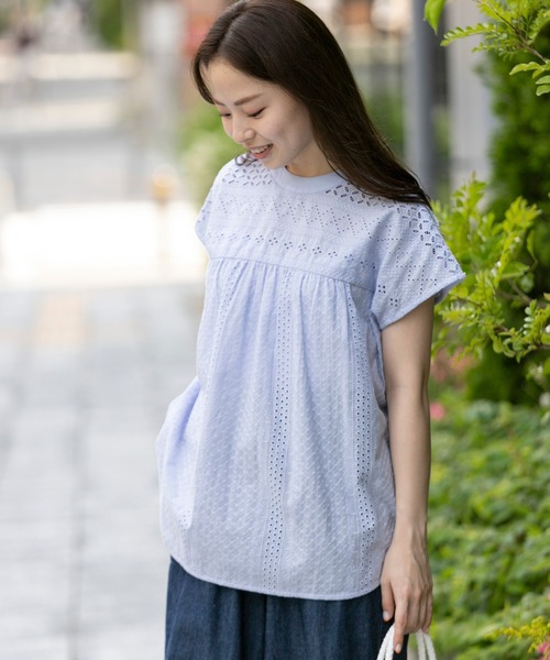 URBAN RESEARCH Sonny Label（アーバンリサーチサニーレーベル）の「バンドカラーコットンレースシャツ（シャツ/ブラウス・レディース・ミント/オフホワイト/ブラック/ブルー・FREE）」の12枚目の写真