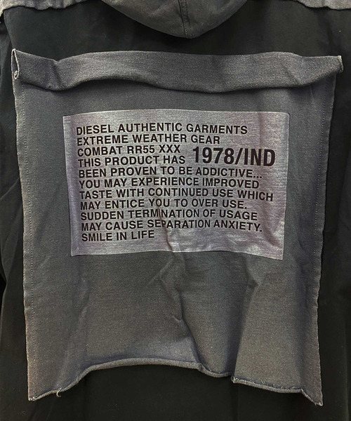 DIESEL（ディーゼル）の「フラッグパッチ フーデッドシャツジャケット「S-EIKU」（ミリタリージャケット・メンズ・ブラック/カーキ・M/L/XL/XXL）」の7枚目の写真