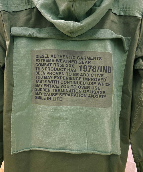 DIESEL（ディーゼル）の「フラッグパッチ フーデッドシャツジャケット「S-EIKU」（ミリタリージャケット・メンズ・ブラック/カーキ・M/L/XL/XXL）」の15枚目の写真