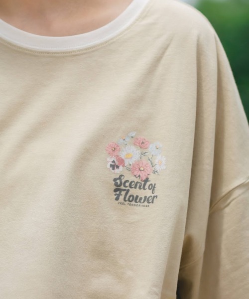 nemne store(ネンネストア)の「押し花にするリンガー花プリントT(Tシャツ/カットソー・レディース・ベージュ/オフホワイト/オートミール・フリー)」の9枚目の写真