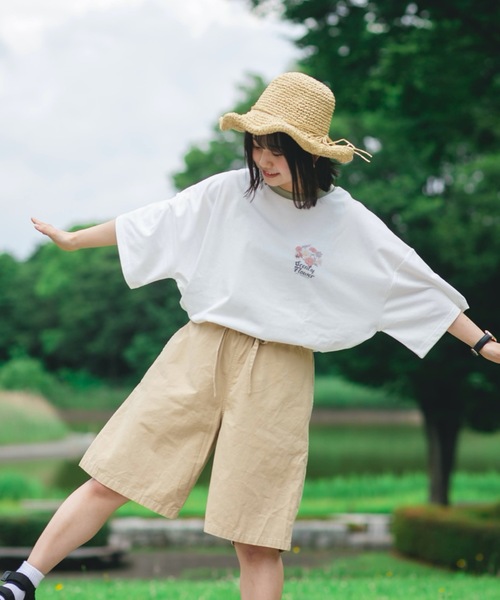 nemne store(ネンネストア)の「押し花にするリンガー花プリントT(Tシャツ/カットソー・レディース・ベージュ/オフホワイト/オートミール・フリー)」の17枚目の写真
